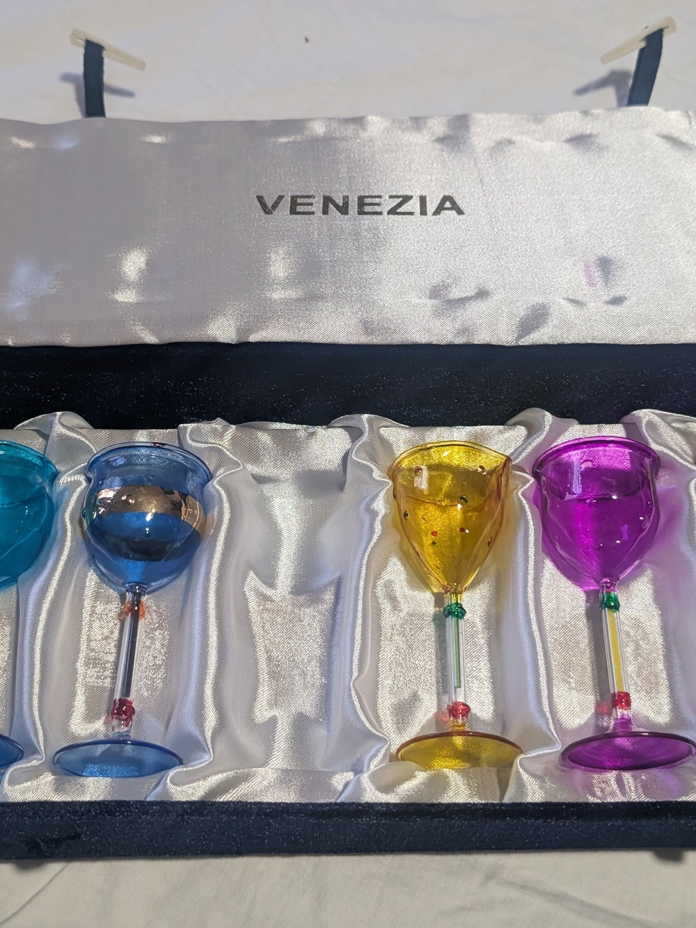 Venezia Colored Stemmed Glasses Set - Blue, Yellow, Purple